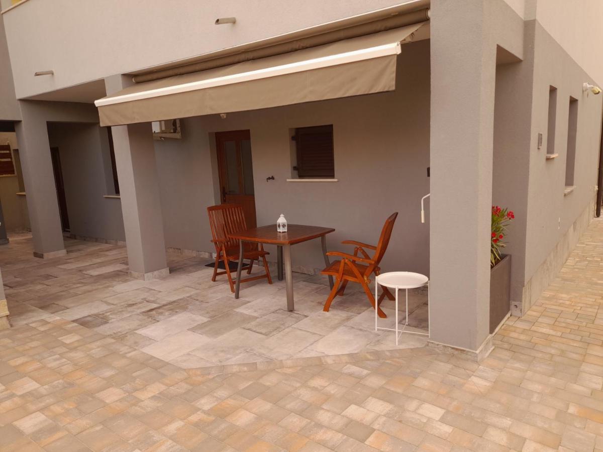 Apartments Ester Victoria Medulin Exterior foto